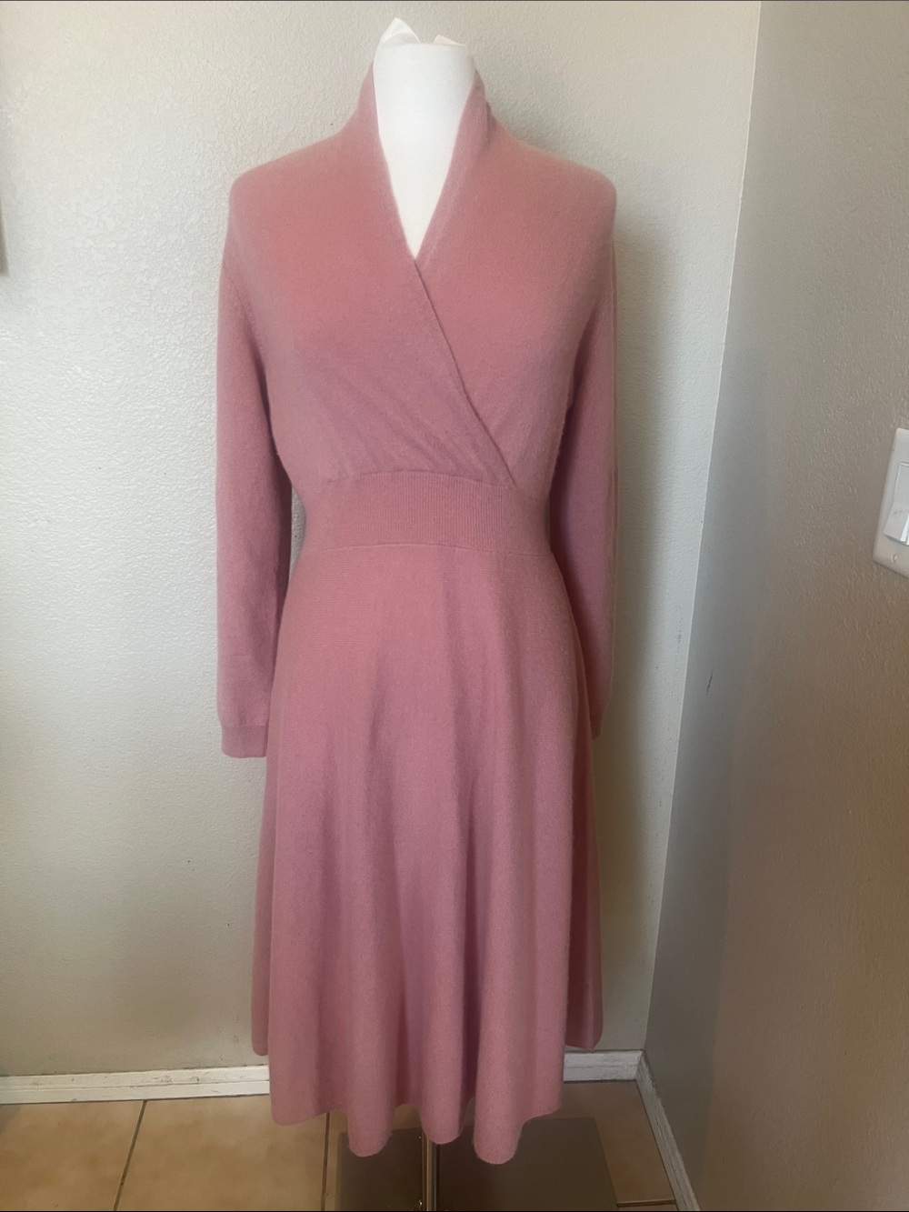 Women's cross-v- neck Cashmere Swaeter Mid-Leg Over Knee sweater Dress